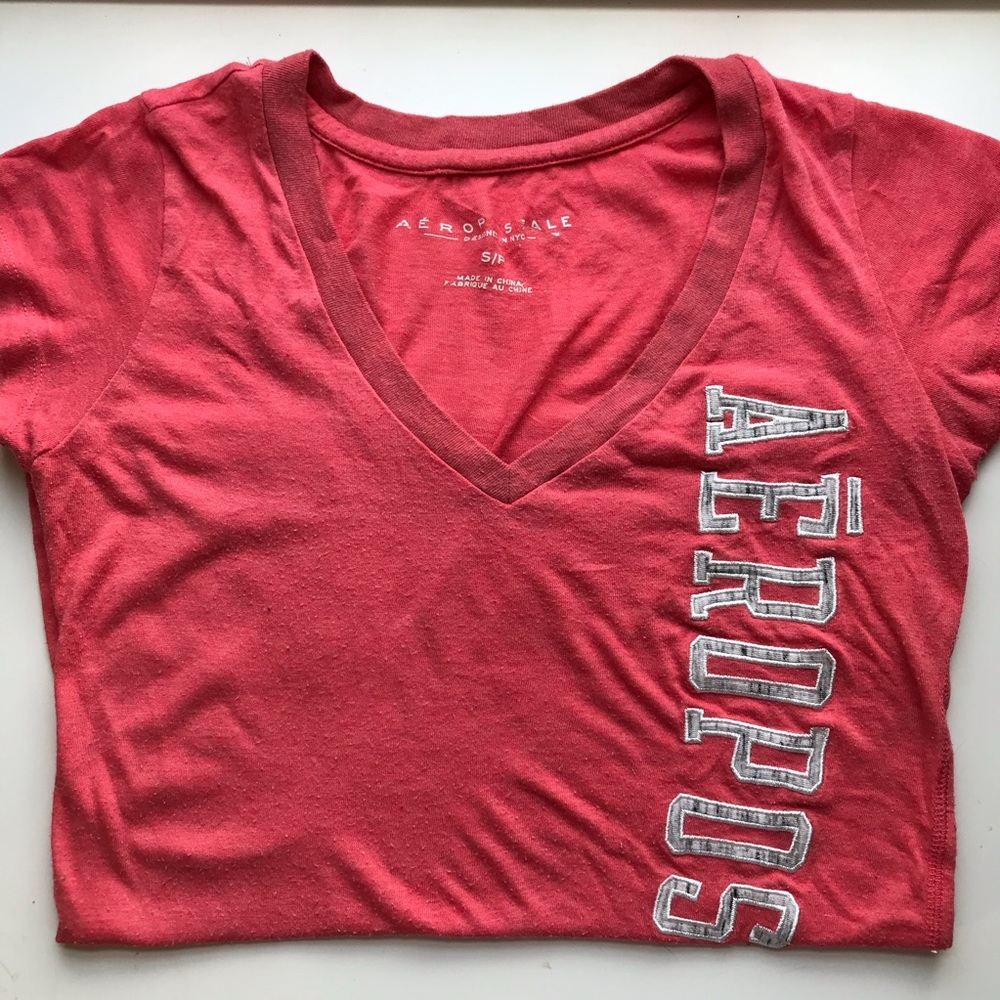 coral Aeropostale v-neck top, size s